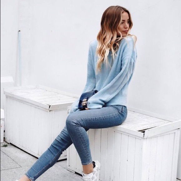 Guess Sweaters - GUESS Light blue v neck knit winter sweater